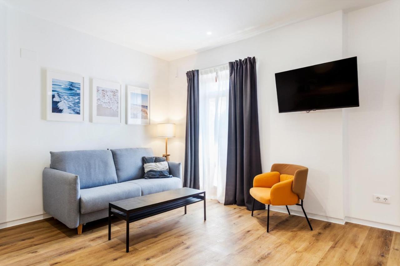 Puerto Beach Suites Valensiya Dış mekan fotoğraf