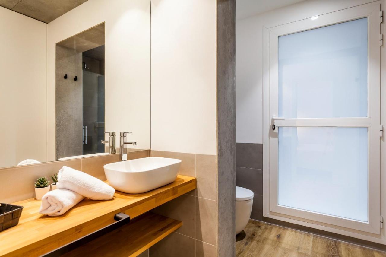 Puerto Beach Suites Valensiya Dış mekan fotoğraf