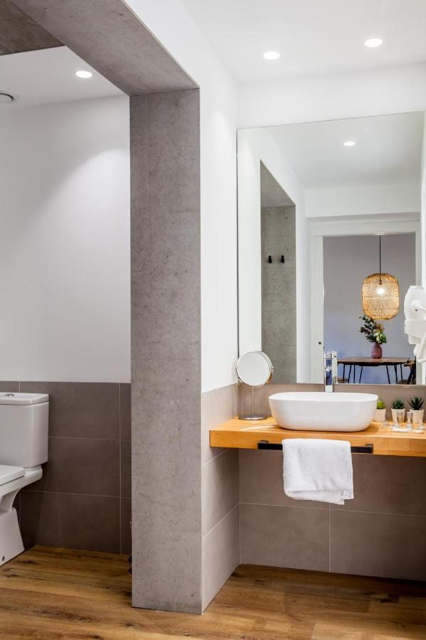 Puerto Beach Suites Valensiya Dış mekan fotoğraf