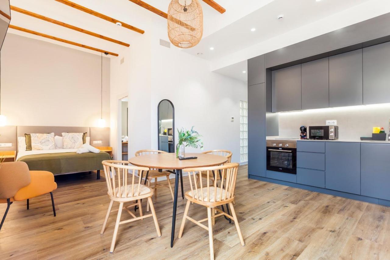 Puerto Beach Suites Valensiya Dış mekan fotoğraf