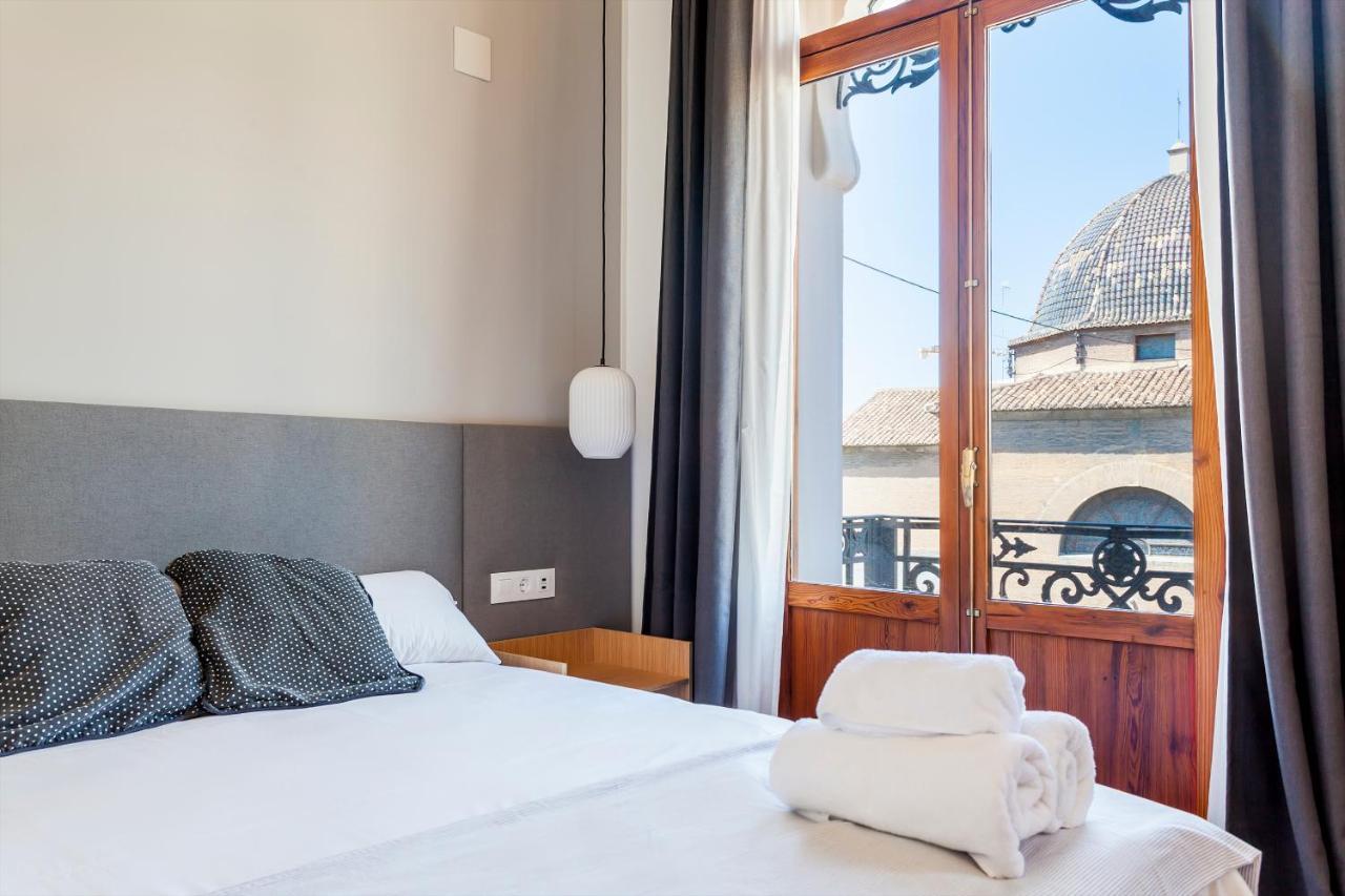 Puerto Beach Suites Valensiya Dış mekan fotoğraf