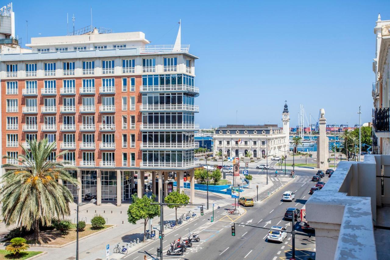 Puerto Beach Suites Valensiya Dış mekan fotoğraf