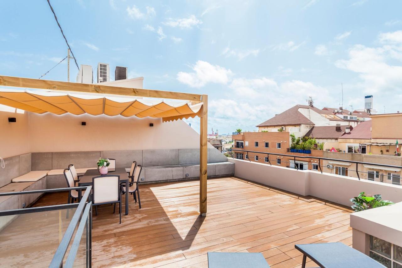 Puerto Beach Suites Valensiya Dış mekan fotoğraf
