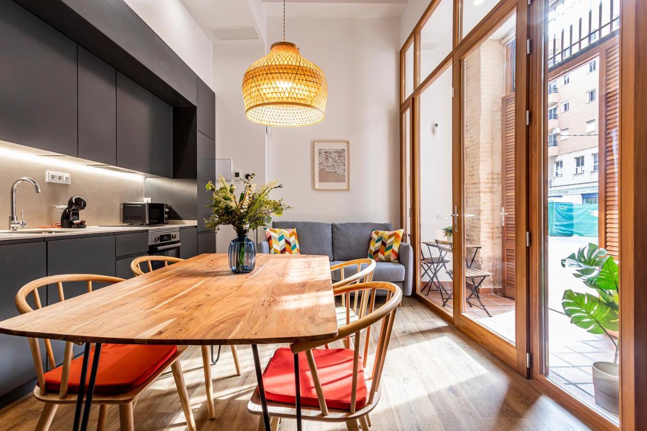 Puerto Beach Suites Valensiya Dış mekan fotoğraf