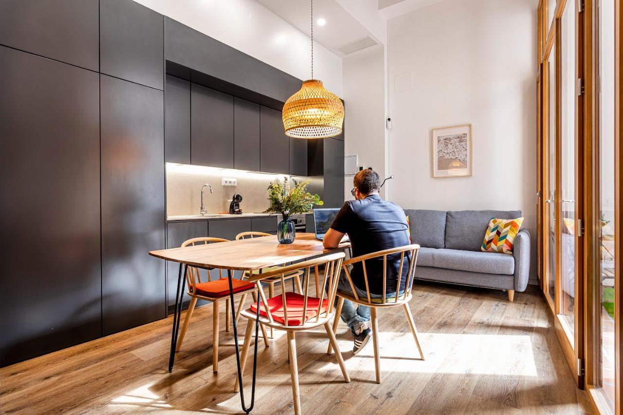 Puerto Beach Suites Valensiya Dış mekan fotoğraf
