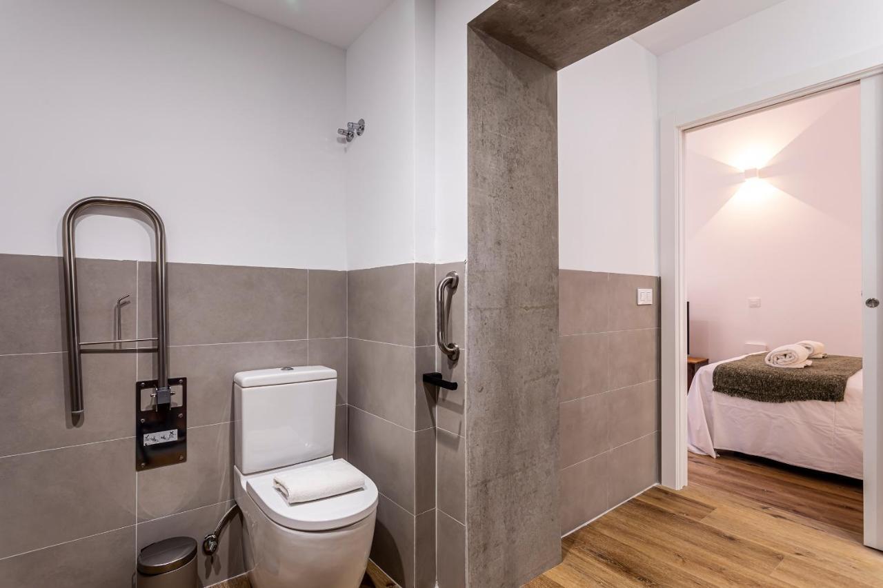 Puerto Beach Suites Valensiya Dış mekan fotoğraf